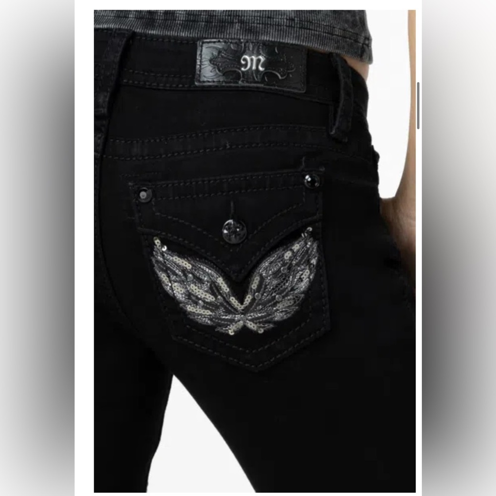 Miss Me Mid-Rise Bootcut Jeans  Black Wing Sequin Embellished Flap Pockets 30x34